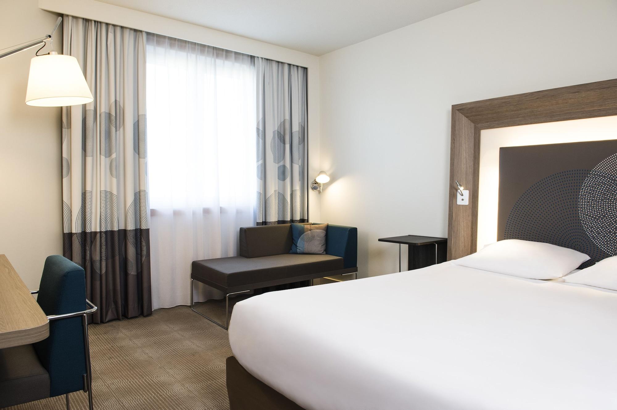 Novotel Lille Aéroport Lesquin Exterior foto