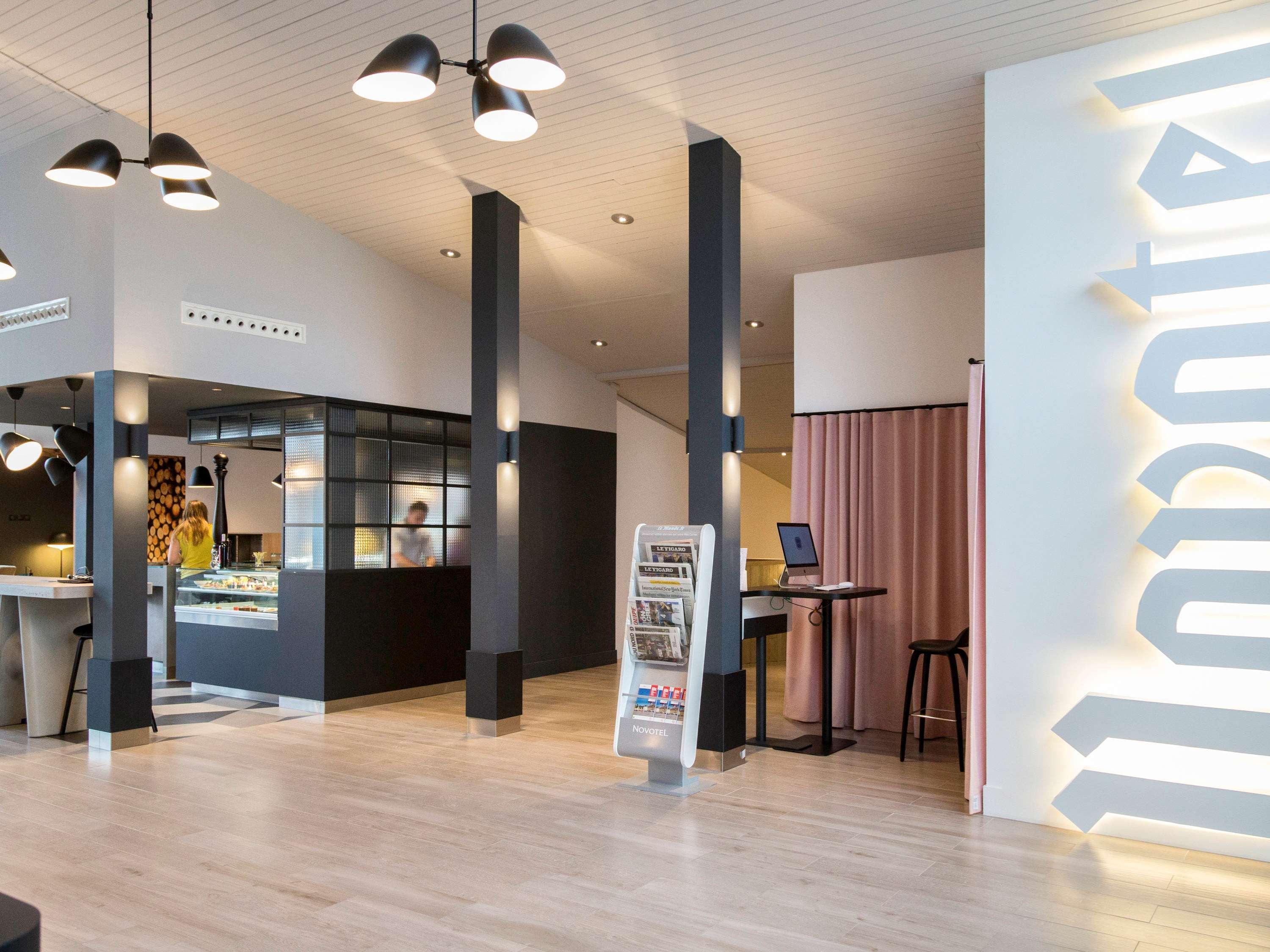 Novotel Lille Aéroport Lesquin Exterior foto