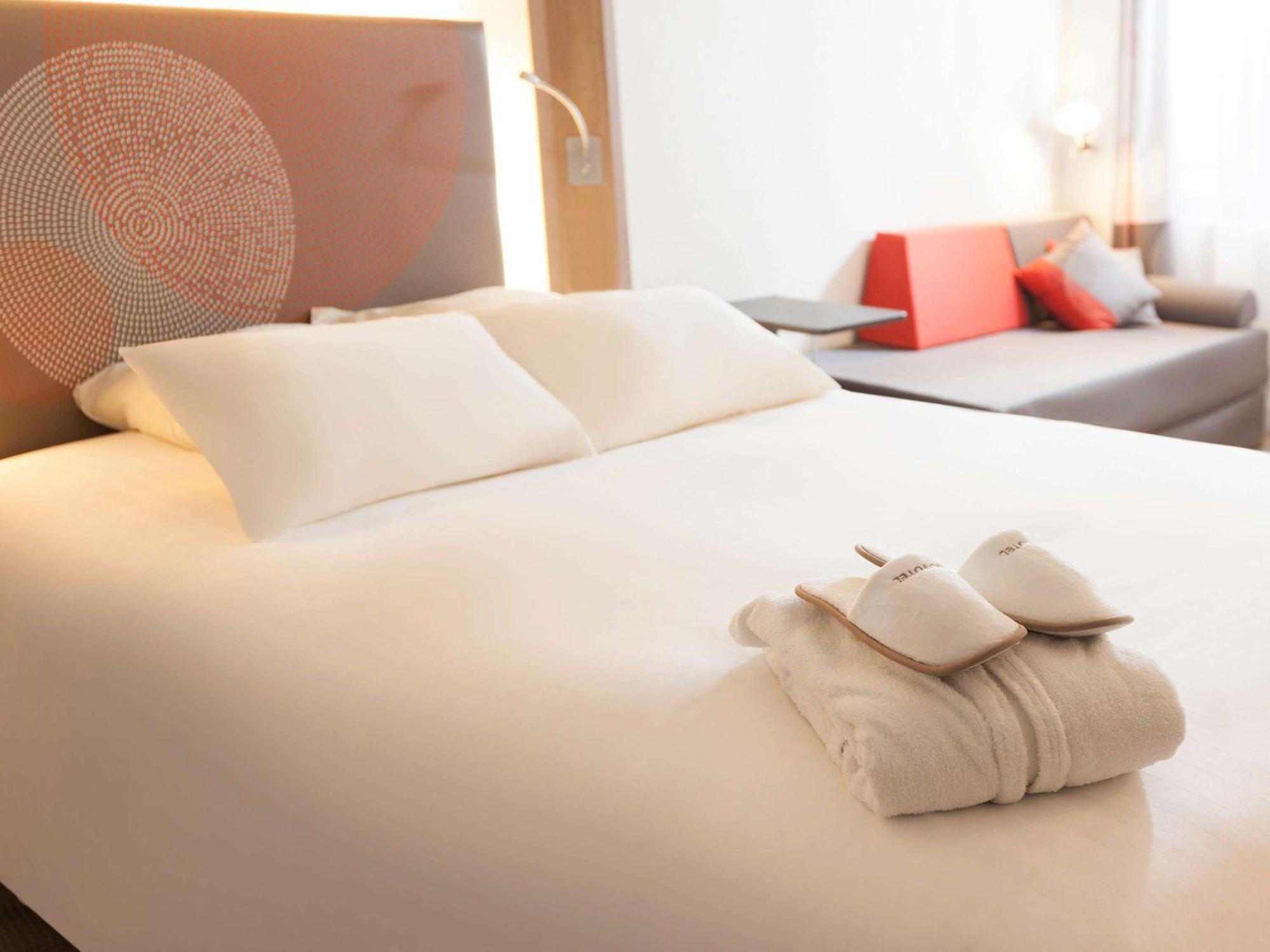 Novotel Lille Aéroport Lesquin Exterior foto