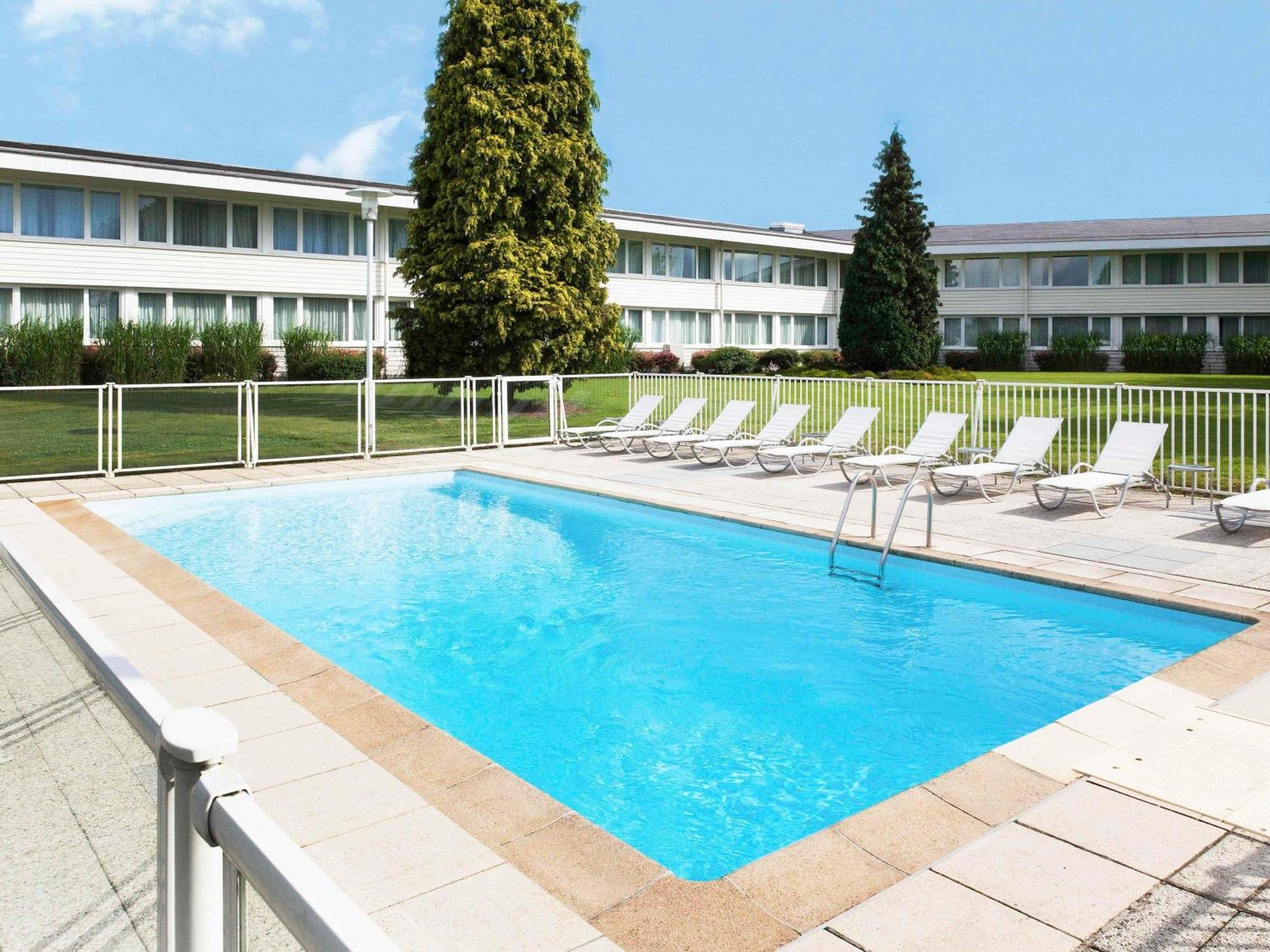 Novotel Lille Aéroport Lesquin Exterior foto