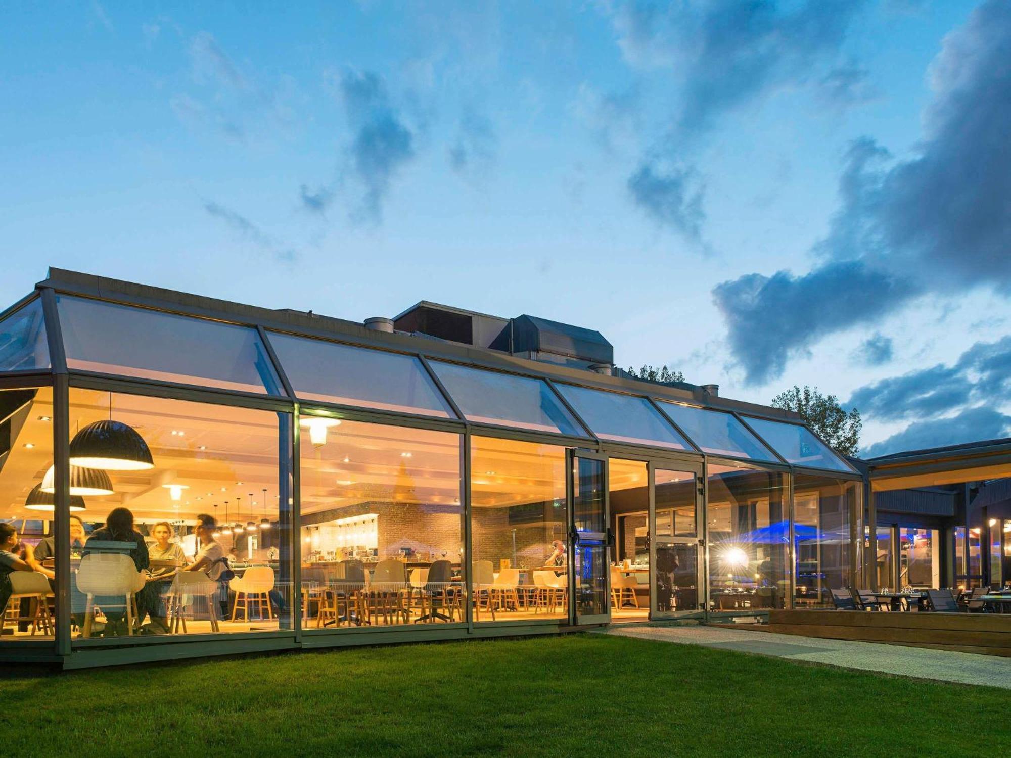 Novotel Lille Aéroport Lesquin Exterior foto