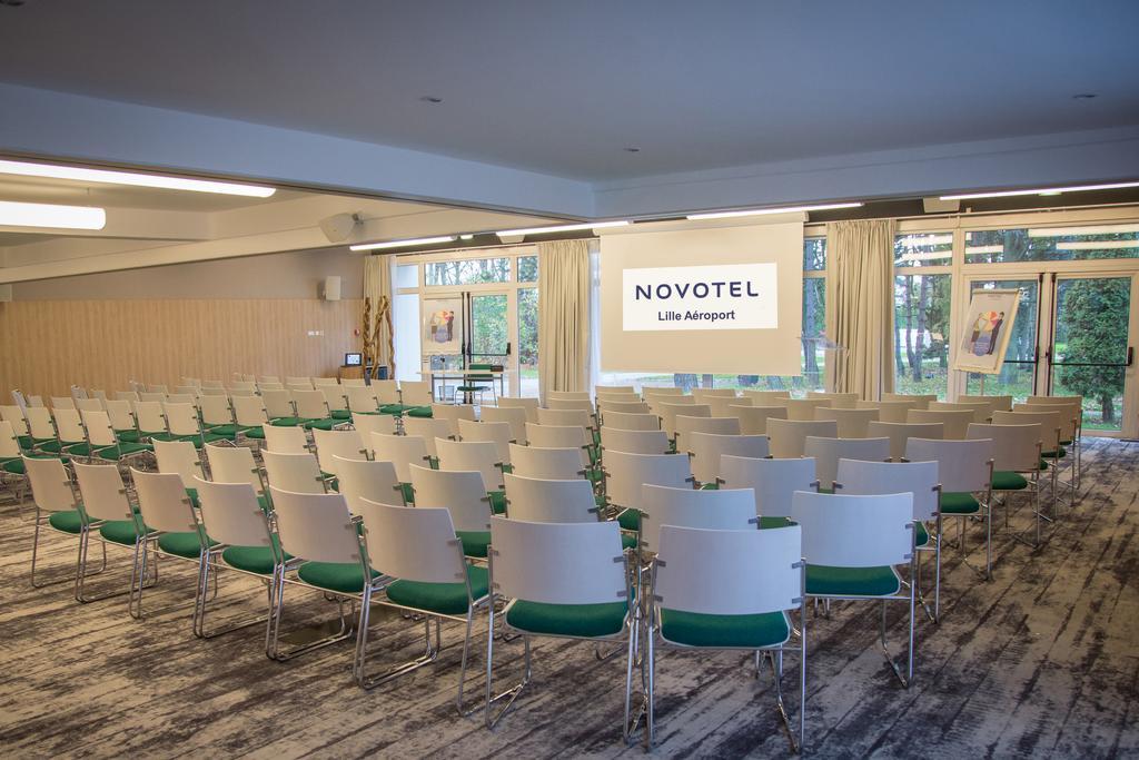 Novotel Lille Aéroport Lesquin Exterior foto